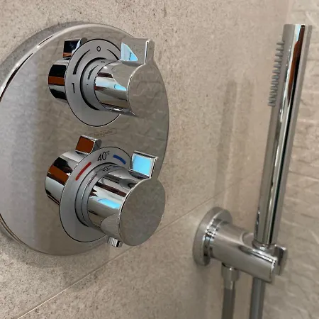 Artatore24 - Modern And Stylish Διαμέρισμα