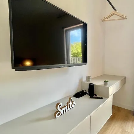 Artatore24 - Modern And Stylish Διαμέρισμα