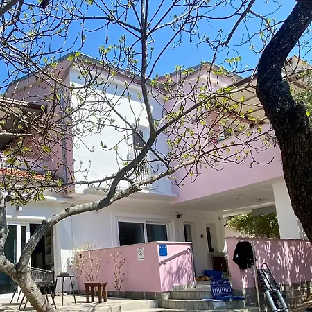 Artatore24 - Modern And Stylish Mali Lošinj