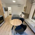 Apartman Artatore24 - Modern And Stylish *